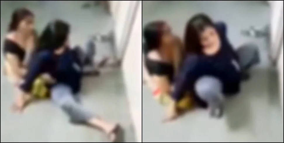 प्रसव पीड़ा में चीख रही महिला का तमाशा देखते रहे डॉक्टर-नर्स, फर्श पर लिया बच्चे ने जन्म