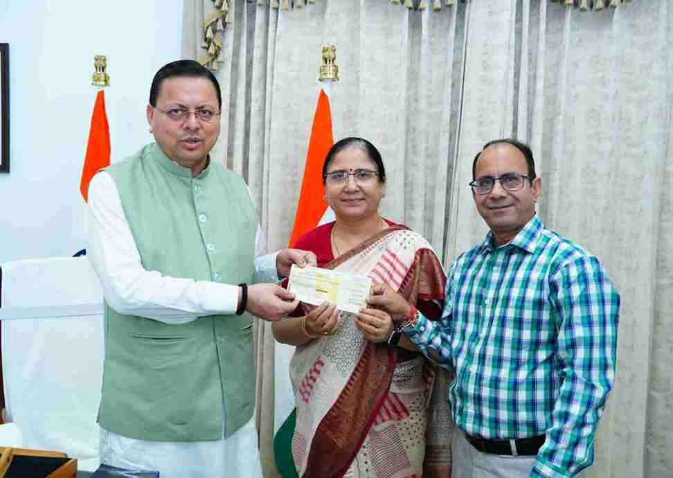 आपदा राहत हेतु दून विश्वविद्यालय का बड़ा योगदान, शिक्षकों-कर्मचारियों का एक दिन का वेतन मुख्यमंत्री राहत कोष में