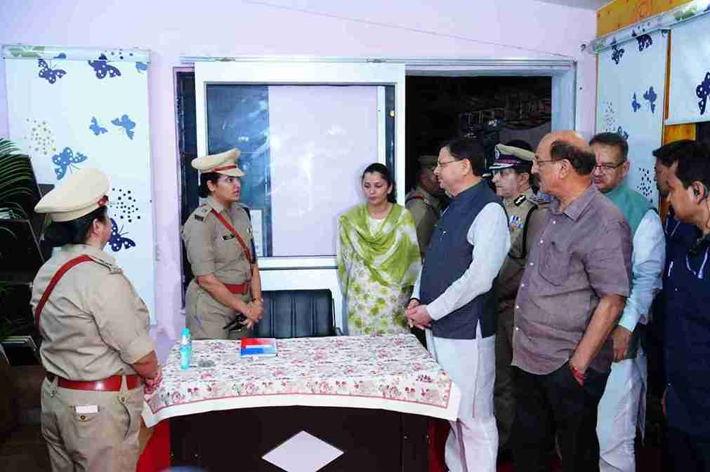 मुख्यमंत्री धामी ने डालनवाला थाने में स्थापित 13 लॉन्ग रेंज आधुनिक सायरनों का किया लोकार्पण