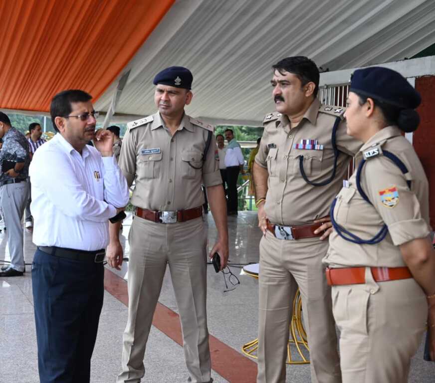 Big breaking :-सेलाकुई क्षेत्र से एक साथ गुमशुदा 03 नाबालिकों को दून पुलिस ने किया 12 घंटे के अंदर दिल्ली एनसीआर से किया सकुशल बरामद