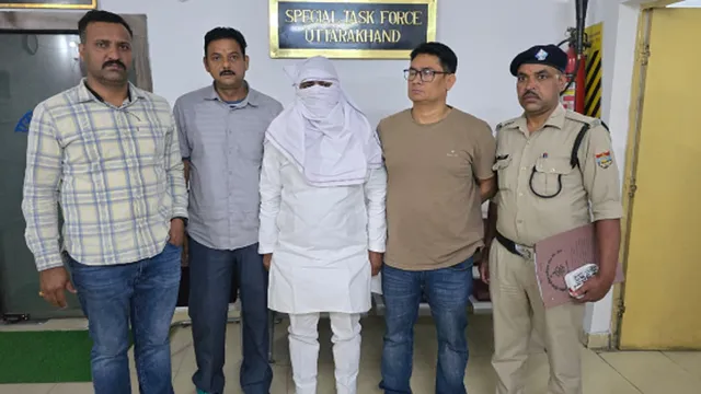 देहरादून में नकली लाइसेंस से हथियार चलाने वाला गिरोह एक्टिव, STF ने पकड़ा आरोपी