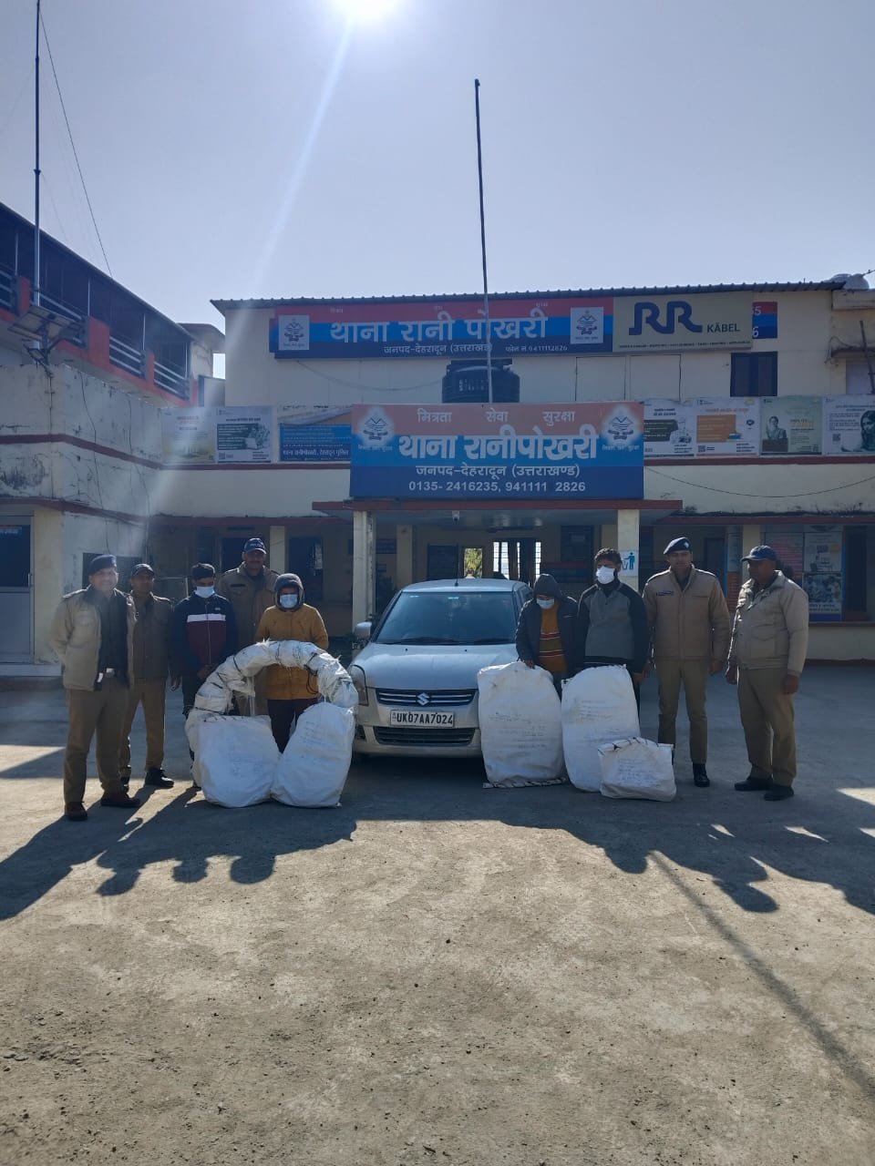 रानीपोखरी के 33/11 केवी विद्युत उपसंस्थान से केबिल चोरी का खुलासा, 4 अभियुक्त गिरफ्तार; 230 मीटर केबिल व वाहन बरामद