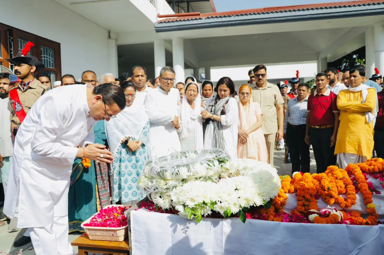 पूर्व मुख्यमंत्री मेजर जनरल भुवन चंद्र खंडूड़ी को देहरादून में अंतिम श्रद्धांजलि, उपराष्ट्रपति और सीएम धामी ने दी भावभीनी विदाई