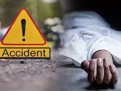 ऊधम सिंह नगर में कार ट्रैक्टर ट्रॉली से टकराई:2 की मौत, दो युवक गंभीर घायल; शादी से लौट रहे थे, पौड़ी के रहने वाले